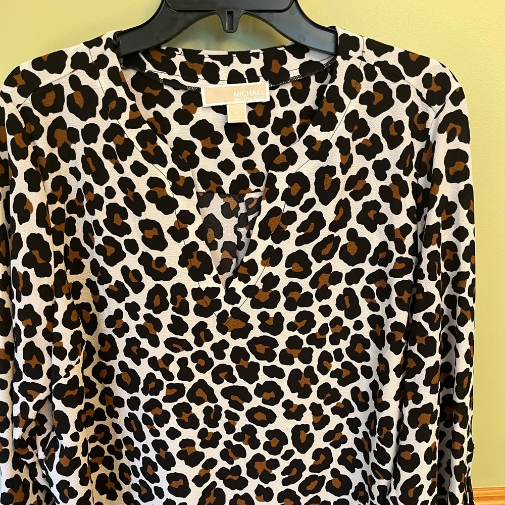 Michael Kors Leopard blouse